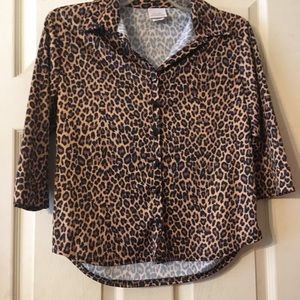 Georgio Fiorlini Medium Animal Print Blouse.